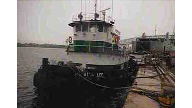 Barco 07: Venta de paquete de Embarcaciones (3 remolcadores 1 grúa 8 gabarras) en Puerto La Cruz